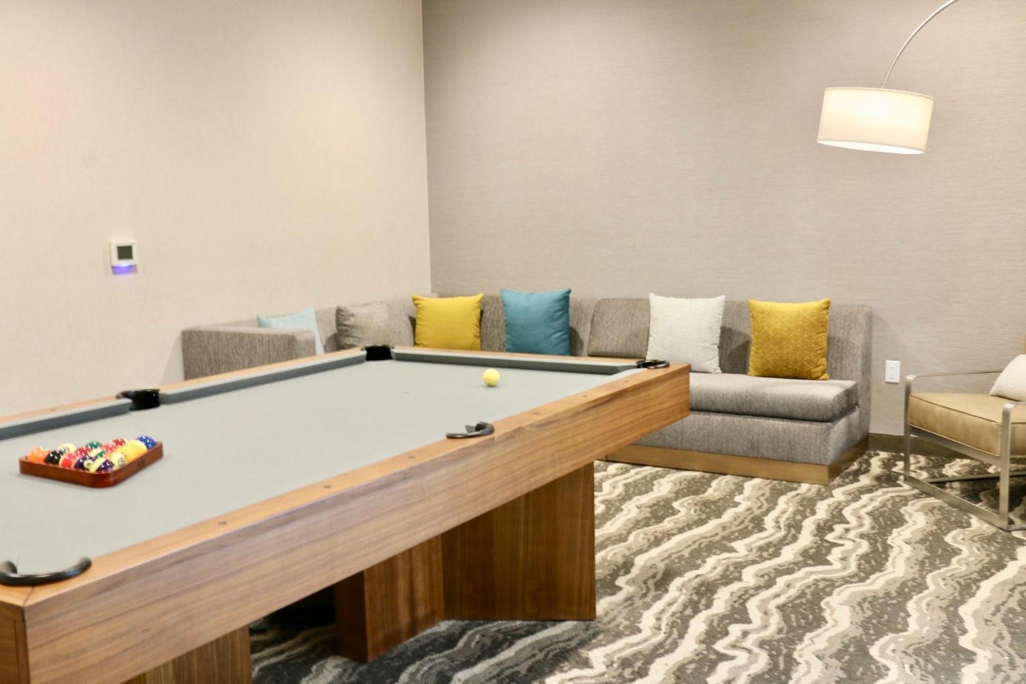 Staybridge Suites - Long Beach Airport, An Ihg Hotel エクステリア 写真