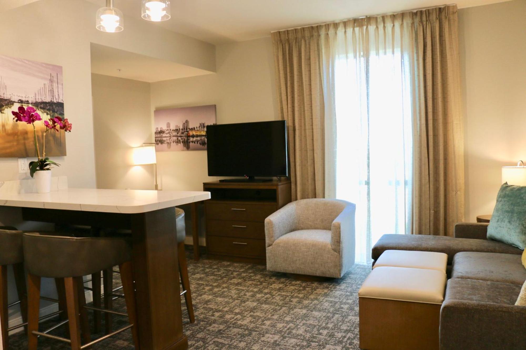 Staybridge Suites - Long Beach Airport, An Ihg Hotel エクステリア 写真