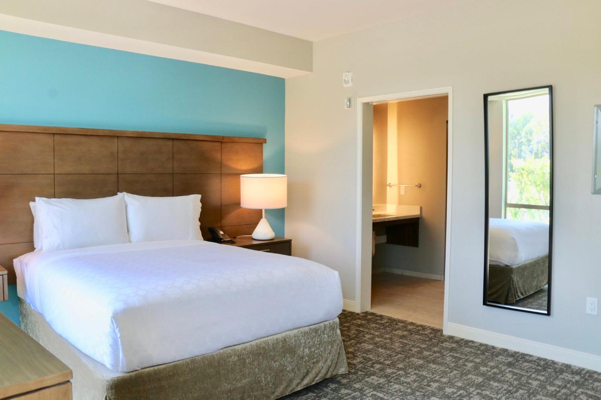 Staybridge Suites - Long Beach Airport, An Ihg Hotel エクステリア 写真